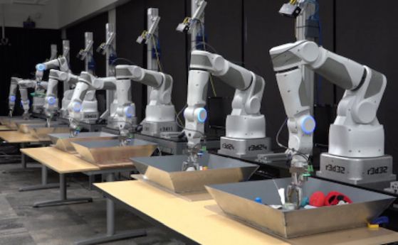 Google учи роботизирани ръце да разбират какво правят (видео)