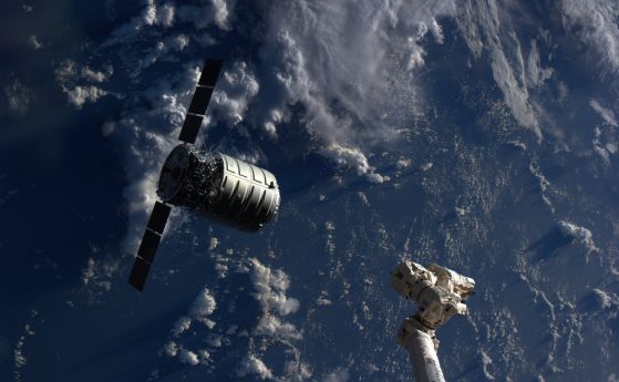 Космическият кораб Cygnus изгоря в атмосферата на Земята (видео)