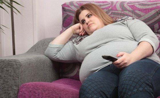Наднорменото тегло на майките скъсява живота на децата им