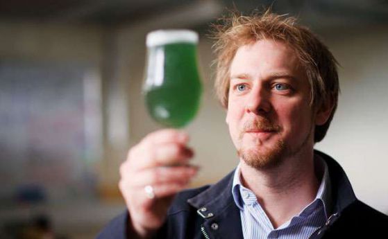 Науката зад разработването на зелена бира