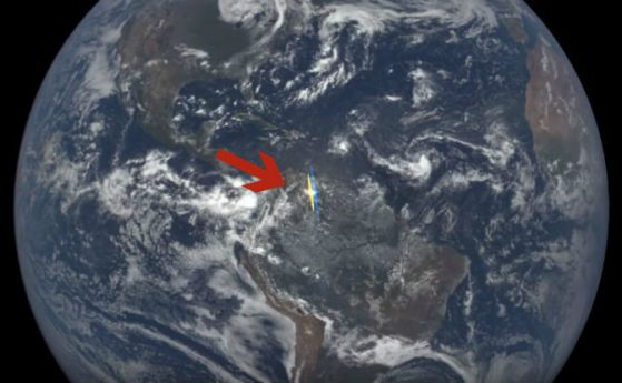 НАСА обясни на какво се дължат стотици неочаквани отблясъци на Земята (видео)