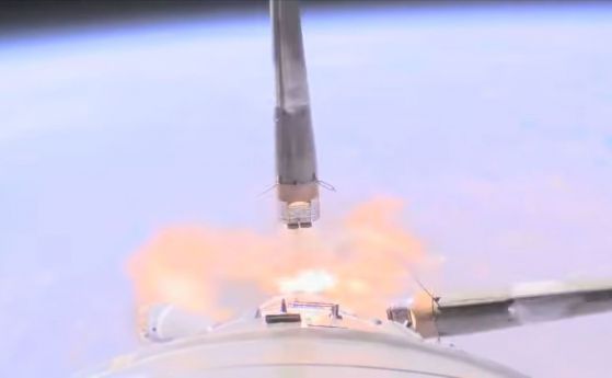 Видео показва как се вижда аварията на "Союз" от самата ракета