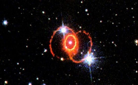 Загадъчните обръчи на свръхновата 1987A очароват астрономите вече 30 години.