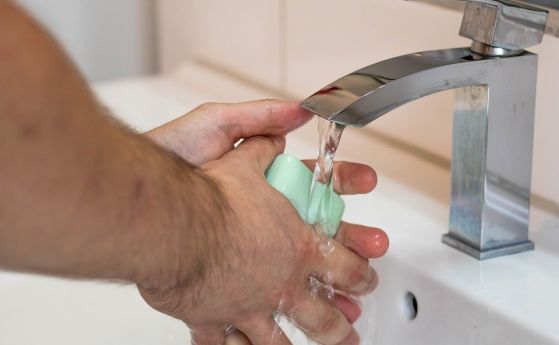 Лошата хигиена на ръцете разпространява резистентен щам Е.coli във Великобритания