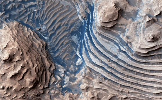 Каталог от спиращи дъха пейзажи на Марс, в който може да се изгубите