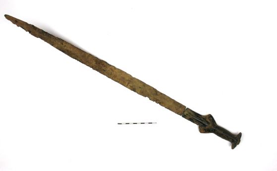 Гъбар открива случайно уникален меч от бронзовата епоха