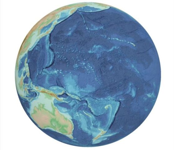Карта на Земята, показваща Тихия океан и околните континенти