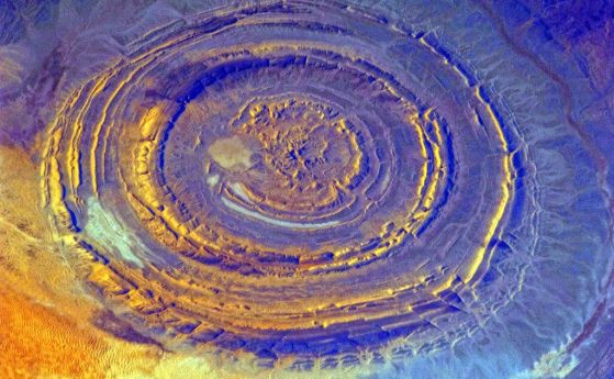 Окото на Сахара: Геоложка загадка, гледаща в космоса