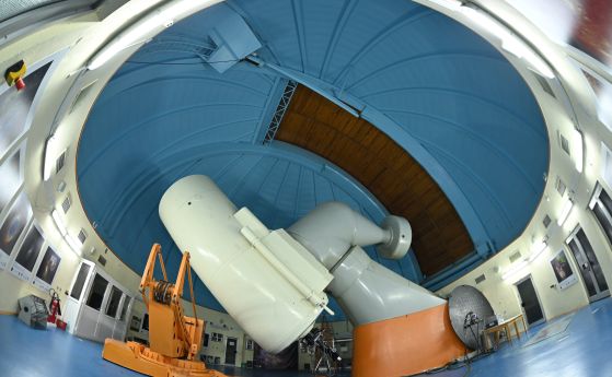 Наблюденията са получени с 2-м RCC телескоп в НАО Рожен