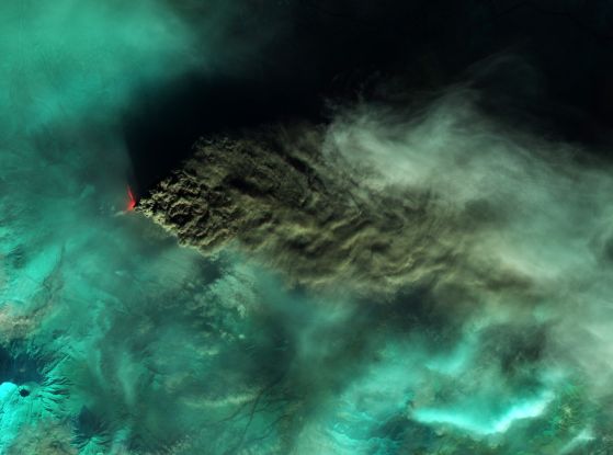 Поток от лава, облак пепел, ноември 2023 г.