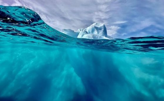 Поглед към небето за безопасно плаване в ледени води Поглед към небето за безопасно плаване в ледени води