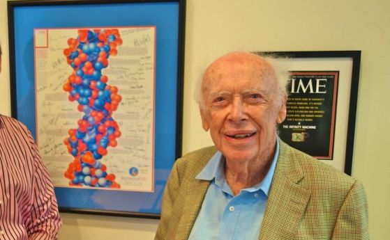 Молекулярният биолог Джеймс Уотсън помогна за разкриването на скритата форма на ДНК