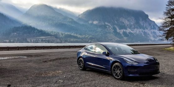 Tesla Model 3 продължава да е най-продаваният електромобил в света