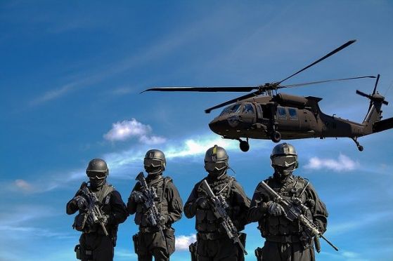 Microsoft ще разработва шлемове с добавена реалност за американската армия
