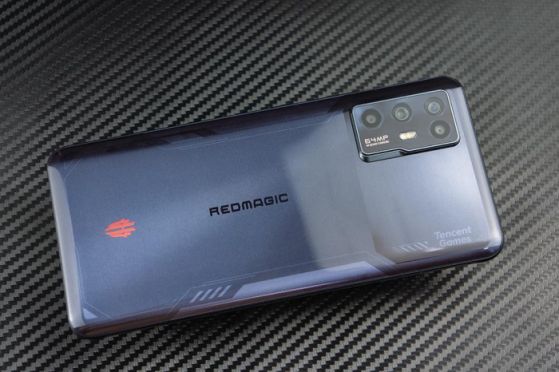 Геймърският смартфон Nubia Red Magic 6R излиза на европейския пазар