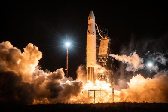 Ракетният стартъп Astra достигна орбита за първи път (Видео)