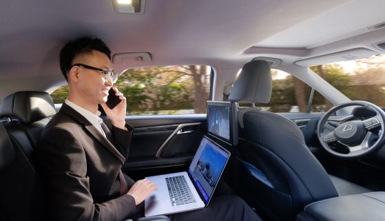 В Пекин тръгват автономно управлявани таксита