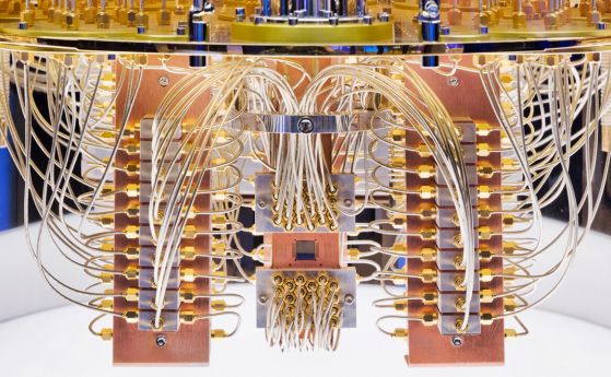 Най-новият квантов компютър IBM е с най-много кюбити досега