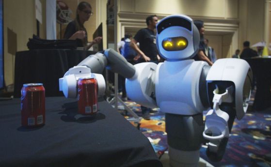 Вижте едни от най-интересните роботи, представени на CES 2023
