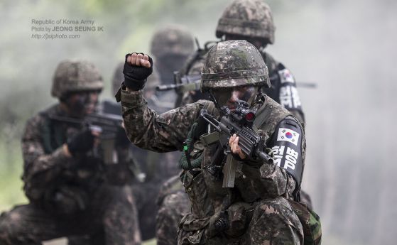 Южнокорейските военни забраняват използването на iPhone поради опасения за киберсигурността