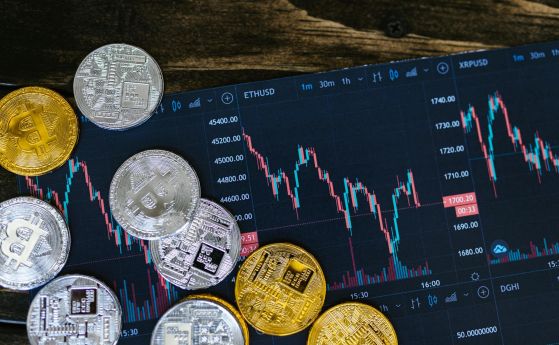 Спука ли се „балонът“ на Bitcoin заради митата на Тръмп Спука ли се „балонът“ на Bitcoin заради митата на Тръмп