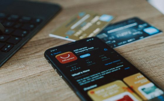 AliExpress тайно е пускал аудиофайлове в браузърите за проследяване и идентифициране на устройствата