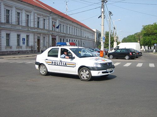 Арестуваха румънски прокурор със 100 хил. евро подкуп 