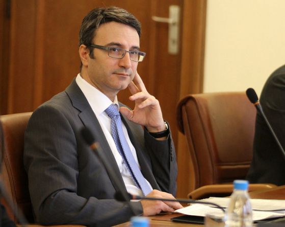 Министър Трайчо Трайков, по чието предложение България първо подкрепи ACTA, а днес, пак по негово предложение, се отказа от ратификация на споразумението. Снимка: БГНЕС