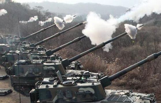 Част от военните тренировки на Южна Корея. Снимка: АП