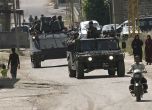 Сирийски войници се сражават с опозиционери в Северен Ливан