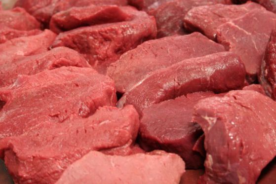 40 тона месо, което не е минало санитарен контрол, задържаха властите. Снимка: БГНЕС