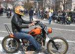 Арест за мотоциклетист, нахлул в мол