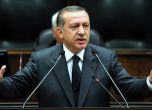 Ердоган раздава премии на турските полицаи, били "герои"
