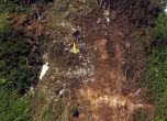 Откриха 14 тела от катастрофиралия Superjet 100 (снимки)