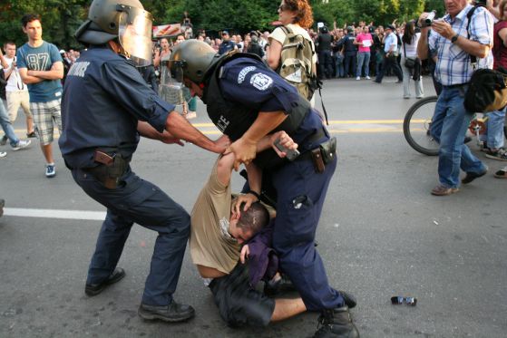 Протести срещу закона за горите 13.06.2012 г. Снимка: Сергей Антонов