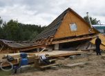 Ураган уби един и рани десет души в Полша
