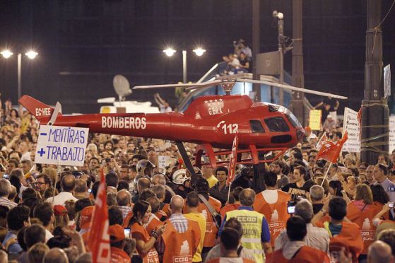 Протестите в Испания. Снимка: EPA/БГНЕС