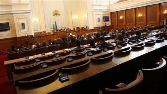 Пленарната зала в парламента. Снимка: БГНЕС