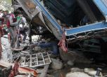 Автобус пада в пропаст в Индия, 40 загинали