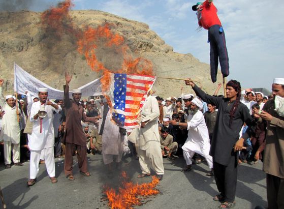 Протест срещу антиислямския филм в Пакистан. Снимка: ЕПА / БГНЕС