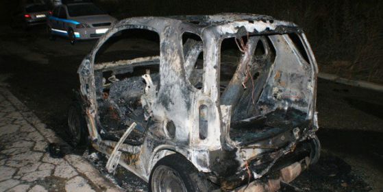 Изгорелият автомобил, Снимка: БГНЕС