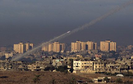 Обстрел над Газа. Снимка: БГНЕС/ЕПА