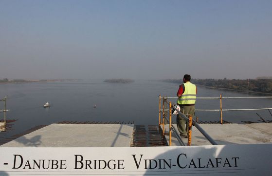 Дунав мост II Снимка: БГНЕС