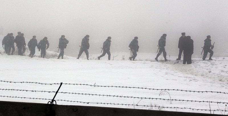 Самолетна катастрофа в Казахстан уби над 20 човека, включително едно дете. Снимка: EPA/БГНЕС Самолетна катастрофа в Казахстан уби над 20 човека, включително едно дете. Снимка: EPA/БГНЕС