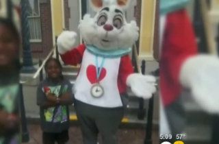 Родители обвиниха Белия заек в расизъм, Снимка: Facebook