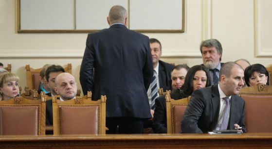 Цветан Цветанов в Народното събрание по време на обявяването на оставката на кабинета. Снимка: БГНЕС