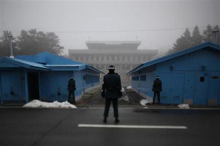 Южнокорейски войници в демилитаризираната зона в Паджу, Южна Корея. Снимка: REUTERS/Kim Hong-Ji