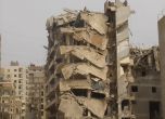 46 убити след срутване на 7-етажна сграда в Индия