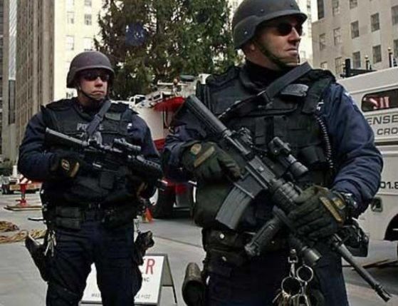Полицията в Канада залови двама мъже, подготвяли атентат, Снимка: Reuters