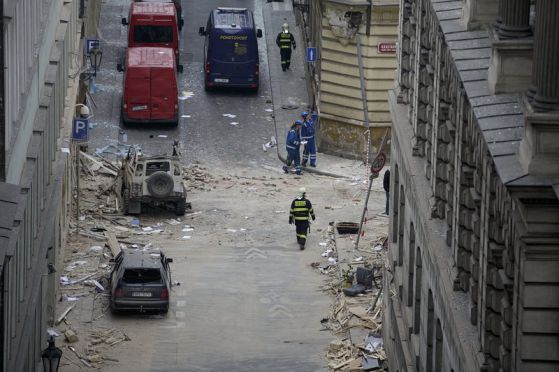 След експлозията в Прага. Снимка: БГНЕС
